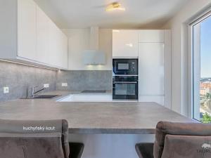Pronájem bytu 2+kk, Plzeň, Stehlíkova, 73 m2