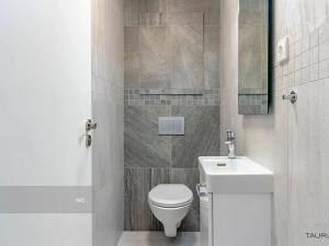 Pronájem bytu 2+kk, Plzeň, Stehlíkova, 73 m2