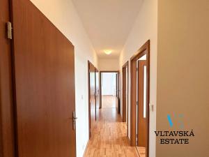 Pronájem bytu 3+kk, Praha - Záběhlice, Na Slatince, 63 m2
