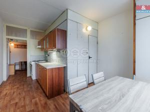 Prodej bytu 2+1, Klášterec nad Ohří - Miřetice u Klášterce nad Ohří, Pionýrů, 60 m2