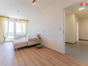 Pronájem bytu 3+kk, Praha, Thomasova, 59 m2