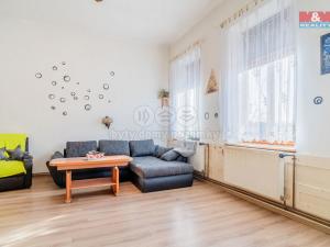Prodej činžovního domu, Mimoň, nám. 1. máje, 120 m2