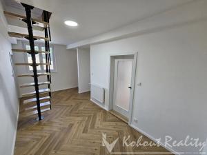 Prodej bytu 3+kk, Praha - Kobylisy, Ořechová, 83 m2