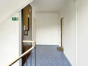 Prodej bytu 3+1, Praha - Kobylisy, Třeboradická, 68 m2