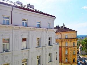Pronájem bytu 3+kk, Praha - Vršovice, Sevastopolská, 63 m2