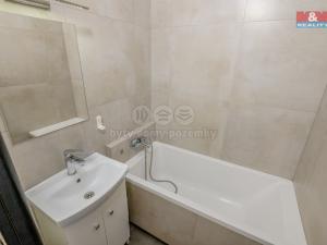 Prodej bytu 2+1, Karviná - Mizerov, tř. Těreškovové, 55 m2