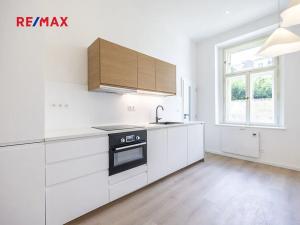 Prodej bytu 1+1, Praha - Vinohrady, Korunní, 39 m2