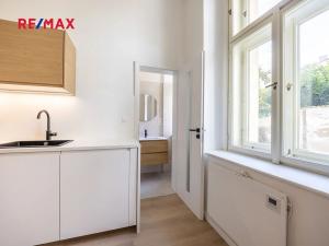 Prodej bytu 1+1, Praha - Vinohrady, Korunní, 39 m2