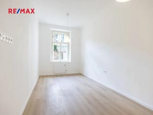 Prodej bytu 1+1, Praha - Vinohrady, Korunní, 39 m2