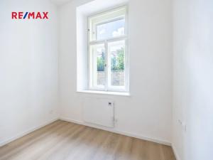 Prodej bytu 1+1, Praha - Vinohrady, Korunní, 39 m2