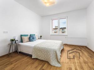 Pronájem bytu 2+1, Praha - Hloubětín, Mochovská, 52 m2