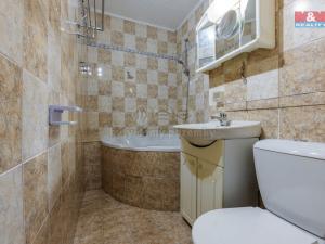 Prodej bytu 4+1, Kadaň, Husova, 78 m2