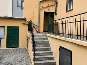 Pronájem skladu, Praha - Nové Město, Klimentská, 61 m2