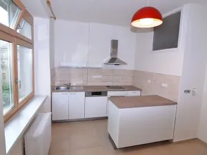 Pronájem bytu 3+1, Praha - Vršovice, Novorossijská, 82 m2