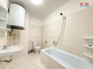 Pronájem bytu 1+1, Milovice, Mírová, 31 m2
