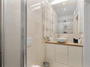 Pronájem bytu 2+kk, Praha - Libeň, Lihovarská, 71 m2