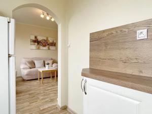 Pronájem bytu 1+kk, Praha - Háje, Květnového vítězství, 31 m2