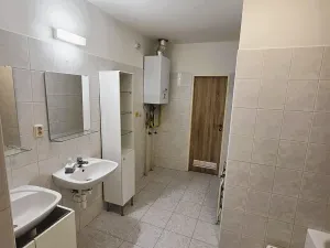 Pronájem bytu 3+1, Praha - Žižkov, Lucemburská, 100 m2