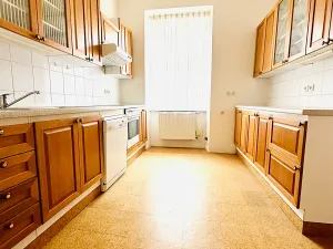 Pronájem bytu 3+1, Praha, 135 m2