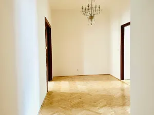 Pronájem bytu 3+1, Praha, 135 m2