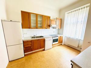 Pronájem bytu 3+1, Praha, 135 m2