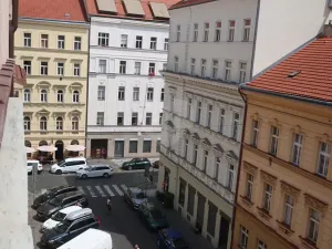 Pronájem bytu 2+kk, Praha - Holešovice, Dobrovského, 40 m2