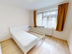 Pronájem bytu 2+kk, Praha - Zbraslav, Václava Rady, 88 m2