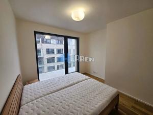 Pronájem bytu 2+kk, Praha - Holešovice, U průhonu, 83 m2