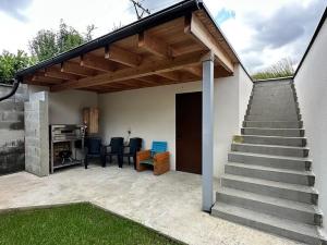 Prodej rodinného domu, Hajany, 146 m2