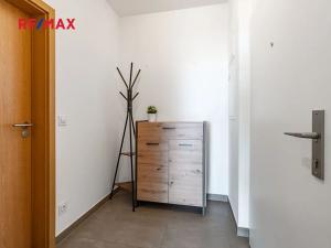 Prodej bytu 4+kk, Praha - Strašnice, Zvěřinova, 84 m2