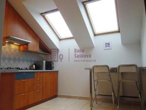 Pronájem bytu 1+1, Jindřichův Hradec, Bratrská, 40 m2