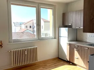 Pronájem bytu 1+1, Uherské Hradiště, Františkánská, 32 m2