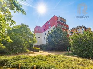 Pronájem bytu 2+kk, Praha - Vysočany, Pod Harfou, 60 m2