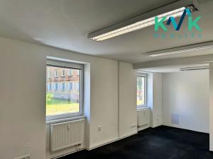 Pronájem obchodního prostoru, Ostrov, Hlavní třída, 36 m2
