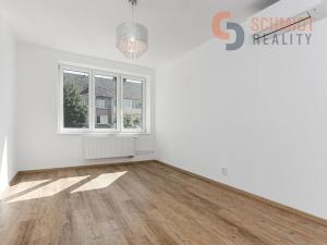 Pronájem bytu 2+1, Břeclav, Gagarinova, 60 m2