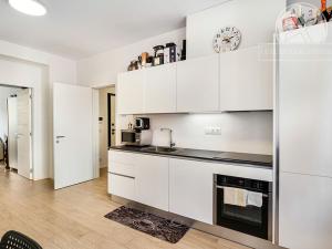 Prodej bytu 3+kk, Praha - Vysočany, Kolmá, 74 m2