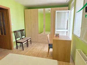 Pronájem bytu 3+1, Tachov, Korandova, 90 m2