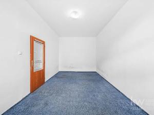 Pronájem bytu 3+1, Plzeň, Božkovská, 75 m2
