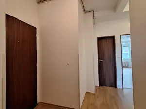 Pronájem bytu 2+kk, Praha - Strašnice, Černokostelecká, 56 m2