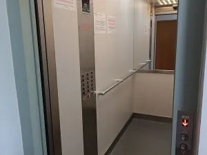 Pronájem bytu 4+kk, Praha - Kobylisy, Rajmonova, 91 m2