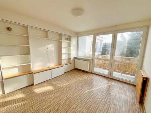 Pronájem bytu 3+1, Praha - Liboc, Na Džbánu, 65 m2