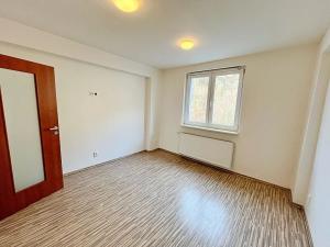 Pronájem bytu 3+1, Praha - Liboc, Na Džbánu, 65 m2