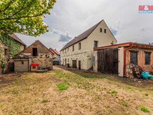 Prodej rodinného domu, Libochovany, 270 m2
