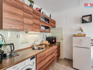 Prodej bytu 2+kk, Ústí nad Labem - Všebořice, Spartakiádní, 37 m2