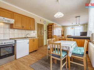 Prodej rodinného domu, Žlutice, Poděbradova, 226 m2