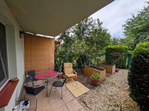 Prodej bytu 1+kk, Praha - Běchovice, Českobrodská, 83 m2