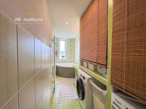 Prodej bytu 3+1, Krupka, Sídliště Nad plovárnou, 76 m2