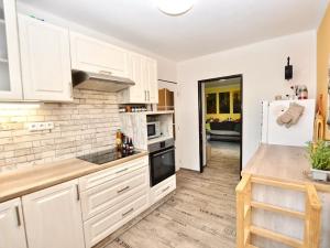 Pronájem bytu 2+1, Kolín, Míru, 60 m2