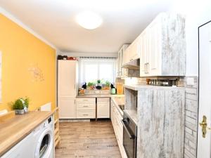 Pronájem bytu 2+1, Kolín, Míru, 60 m2