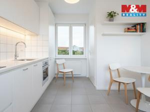 Prodej bytu 2+1, Strakonice - Strakonice II, Bezděkovská, 43 m2